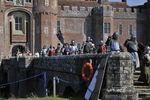 SIEGE OF CASTLE, PHOTOS BY PHIL, 0056 54