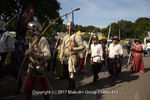 PARADE, PHIL,
dsf0044 102